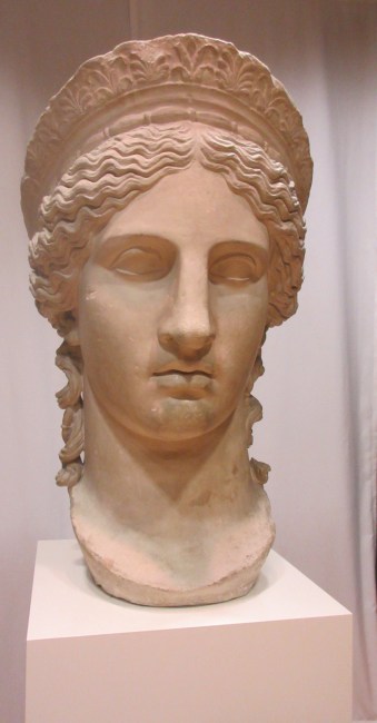 15 Tête de Junon