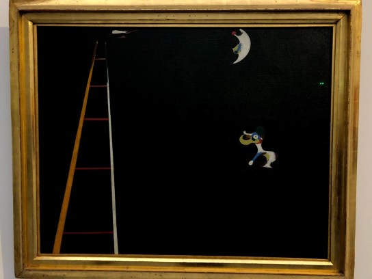 chien_aboyant_a_la_lune